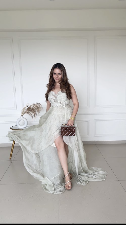 Additional image for Rectangular Carved wooden clutch